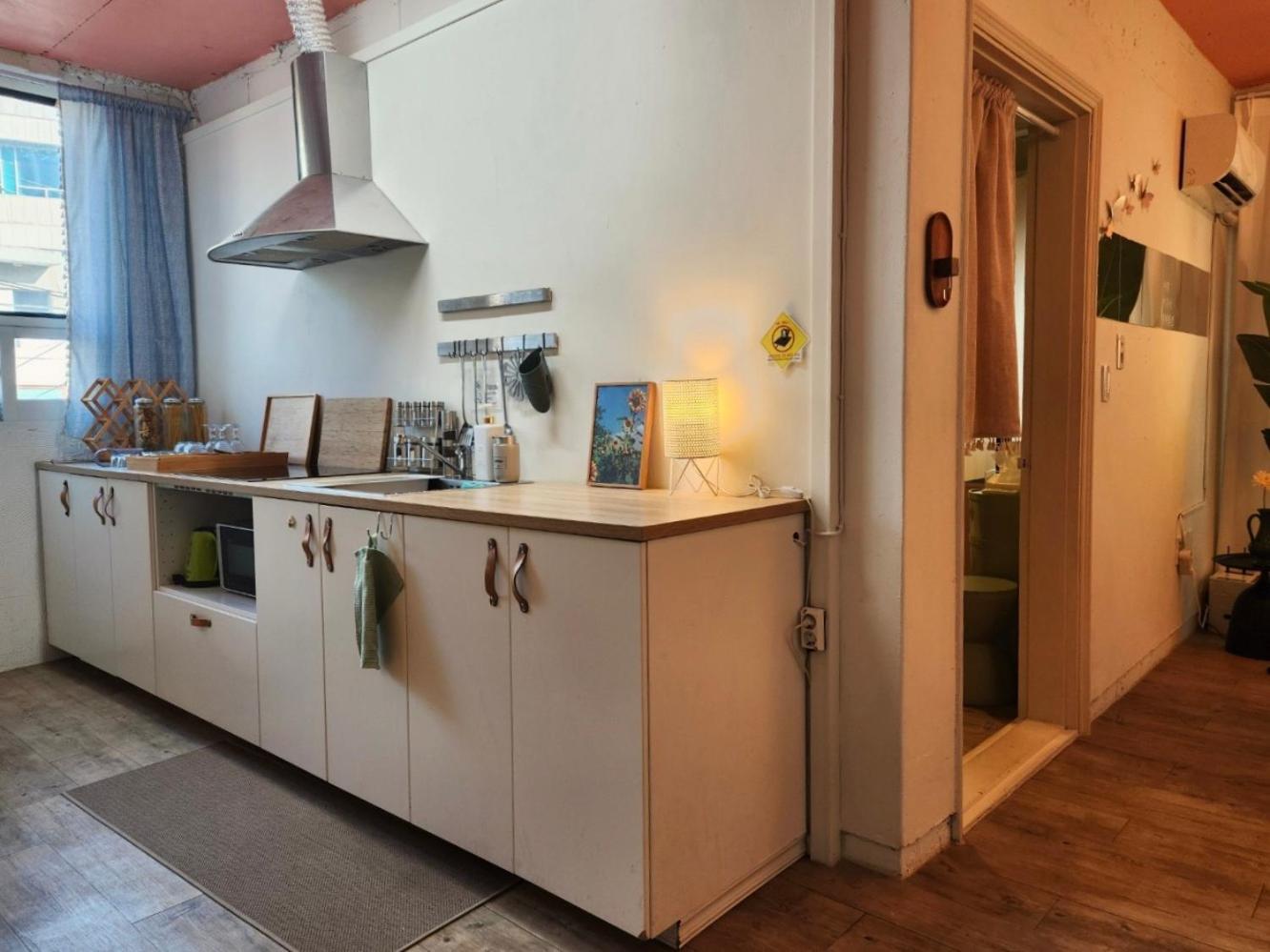 Villasis - Our Oasis In Hot Hongdae 301 Or 401 Apartment Seoul
